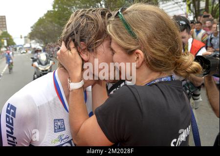 20150927 - RICHMOND, ÉTATS-UNIS: Peter Sagan, slovaque de Tinkoff-Saxo, célèbre après avoir remporté la course d'élite masculine aux championnats du monde de cyclisme sur route UCI à Richmond, Virginie, États-Unis, dimanche 27 septembre 2015. Banque D'Images