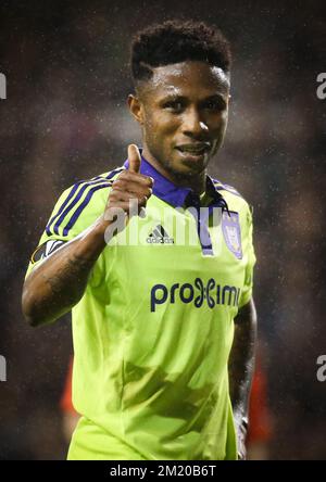 20151105 - LONDRES, ROYAUME-UNI : Imoh Ezekiel d'Anderlecht célèbre lors d'un match de football entre l'équipe anglaise Tottenham Hotspur F.C. et le club belge RSC Anderlecht, le jeudi 05 novembre 2015 à Londres, Royaume-Uni, le quatrième match de la phase de groupe de l'UEFA Europa League dans le groupe J. BELGA PHOTO VIRGINIE LEFOUR Banque D'Images