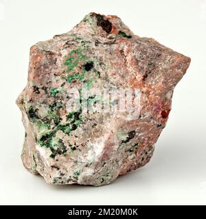 Macro gros plan photo en couleur de «Cogoltoan Calcite» ou «Coboalto» une pierre précieuse semi-précieuse utilisée dans la thérapie de guérison des cristaux. Nom minéral C Banque D'Images