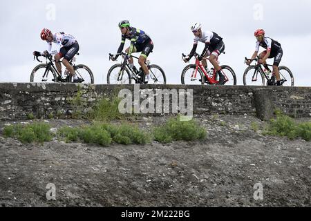 Allemand Paul Voss de Bora-Argon 18, Norvegian Vegard Breen de Fortuneo-Vital concept, belge Jasper Stuyven de Trek-Segafredo et italien Cesare Benedetti de Bora-Argon 18 photographié en action pendant la deuxième étape de l'édition 103rd de la course cycliste Tour de France, à 183 km de Saint-Lo à Cherbourg-en-Cotentin, Dimanche 03 juillet 2016, France. Banque D'Images