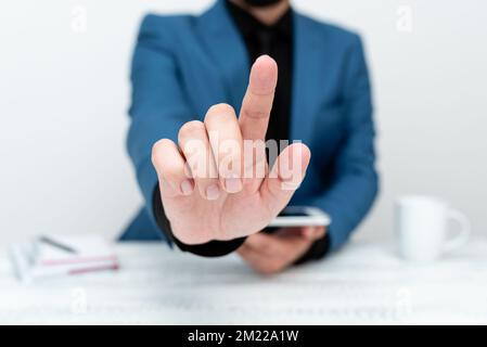 Présentation de la technologie de communication smartphone voix appel vidéo rédaction de notes importantes entretien de travail Global Connectivity donner des conseils conférences Banque D'Images