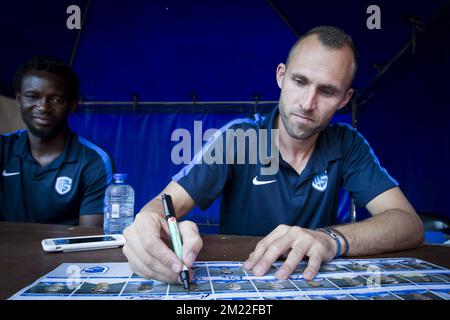 Thomas Buffel de Genk photographié pendant la journée des fans de l'équipe de Jupiler Pro League KRC Genk, dimanche 24 juillet 2016 à Genk. Banque D'Images