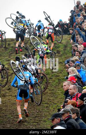 Illustration prise lors du 'Cauberg Cyclo-Cross', troisième course de la coupe du monde de Cyclocross de l'UCI, dimanche 23 octobre 2016, à Valkenburg aan de Geul, pays-Bas. BELGA PHOTO DAVID STOCKMAN Banque D'Images