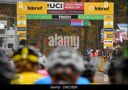 Illustration prise lors du 'Cauberg Cyclo-Cross', troisième course de la coupe du monde de Cyclocross de l'UCI, dimanche 23 octobre 2016, à Valkenburg aan de Geul, pays-Bas. BELGA PHOTO DAVID STOCKMAN Banque D'Images