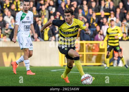 Ahmed Zizo de Lierse photographié en action lors du match de la Proximus League de D1B entre Lierse SK et Lommel United, à Lier, dimanche 30 octobre 2016, le jour 13 du championnat belge de football, division 1B. BELGA PHOTO LUC CLAESSEN Banque D'Images