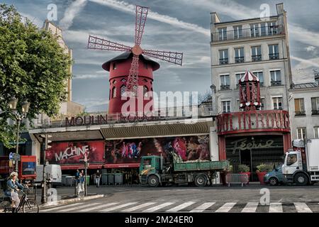 Moulin Rouge début été 2022 Banque D'Images