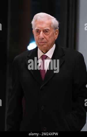 Madrid, Espagne. 13th décembre 2022. L'écrivain péruvien Mario Vargas Llosa donne une conférence à l'Institut français de Madrid. Crédit : SOPA Images Limited/Alamy Live News Banque D'Images