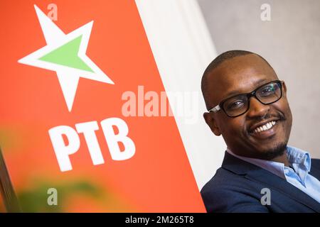 (PTB*PVDA-GO!) Le porte-parole Germain Mugemangango photographié lors d'une conférence de presse PVDA-PTB parti d'extrême-gauche pour présenter les sondages et un nouveau porte-parole francophone, mardi 28 mars 2017, à Bruxelles. BELGA PHOTO LAURIE DIEFFEMBACQ Banque D'Images