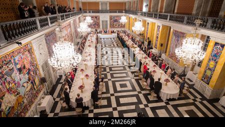 Illustration prise lors d'un banquet d'État au Palais Christiansborg le premier jour d'une visite d'État de trois jours du couple royal belge au Danemark, mardi 28 mars 2017, à Copenhague. BELGA PHOTO BENOIT DOPPAGNE Banque D'Images