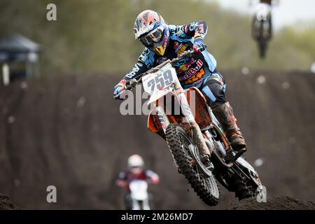 Dutch Glenn Coldenhoff photographié pendant le Grand Prix de Dutch MXGP de motocross, 5th tour du Championnat du monde FIM Motocross, dimanche 23 avril 2017 à Valkenswaard, pays-Bas. BELGA PHOTO KRISTOF VAN ACCOM Banque D'Images