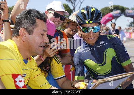 Colombian Nairo Quintana de Movistar Team photographié lors de la onzième étape de la tournée à vélo Giro 2017, 161km de Florence à Bagno di Romagna, Italie, mercredi 17 mai 2017. BELGA PHOTO YUZURU SUNADA Banque D'Images