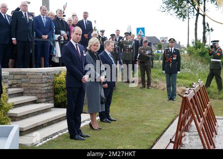 Le prince Guillaume le duc de Cambridge, la princesse Astrid de Belgique et le Taoiseach Enda Kenny photographiés lors de la cérémonie de clôture de la commémoration du centenaire de la bataille de Meshines Ridge, à Wytschaete (Wijtschate), le mercredi 07 juin 2017. Aujourd'hui (07/06/2017) marque le 100th anniversaire du début de la bataille des mines de Mesen, durant la première Guerre mondiale. BELGA PHOTO KURT DESPLENTER Banque D'Images