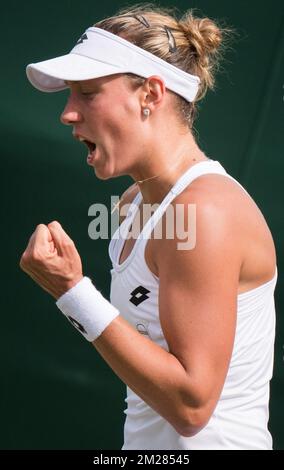 Belge Yanina Wickmayer célèbre après avoir remporté un premier tour de singles pour dames entre Belge Yanina Wickmayer (WTA 95) et Ukrainien Katerina Bondarenko (WTA 111) au tournoi de tennis Grand Chelem de Wimbledon au All England tennis Club, dans le sud-ouest de Londres, en Grande-Bretagne, le mardi 04 juillet 2017. BELGA PHOTO BENOIT DOPPAGNE Banque D'Images