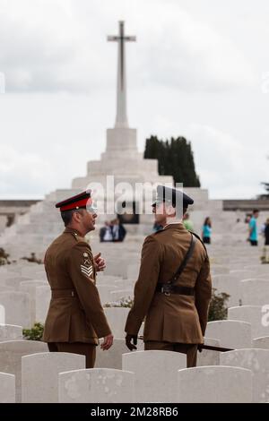 L'illustration montre les commémorations au cimetière de guerre du Commonwealth de Tyne Cot qui font partie de la commémoration du centenaire de Passchendaele, la troisième bataille d'Ypres les 30th et 31st juillet 2017, lundi 31 juillet 2017. BELGA PHOTO KURT DESPLENTER Banque D'Images