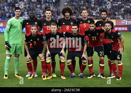 L-R, UP, gardien de but de Belgique Thibaut Courtois, Romelu Lukaku de Belgique, Thomas Meunier de Belgique, Marouane Fellani de Belgique, Jan Vertonghen de Belgique, Mousa Dembele et front en Belgique, Toby Alderweireld en Belgique, Kevin de Bruyne en Belgique, Thomas Vermaelen en Belgique, Yannick Ferreira Carrasco en Belgique et Dries Mertens en Belgique posent pour la photo de l'équipe au début d'un match de qualification de la coupe du monde entre la Grèce et l'équipe nationale belge Red Devils au Pirée, Athènes, Grèce, Grèce, Dimanche 03 septembre 2017. BELGA PHOTO DIRK WAEM Banque D'Images