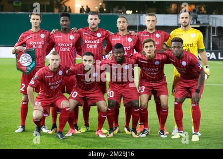 Essevee's players pictured ahead of a soccer game between Belgian team SV Zulte Waregem and French club OGC Nice, Thursday 14 September 2017 in Waregem, the first match of the group stage (Group K) of the Europa League tournament. BELGA PHOTO KURT DESPLENTER Stock Photo