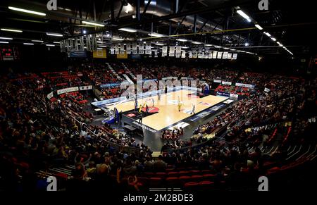 Illustration prise lors du match de basket-ball entre Ostende et Mons-Hainaut, le dixième jour de la compétition de basket-ball de la Ligue EuroMillions, samedi 02 décembre 2017 à Ostende. BELGA PHOTO DAVID STOCKMAN Banque D'Images