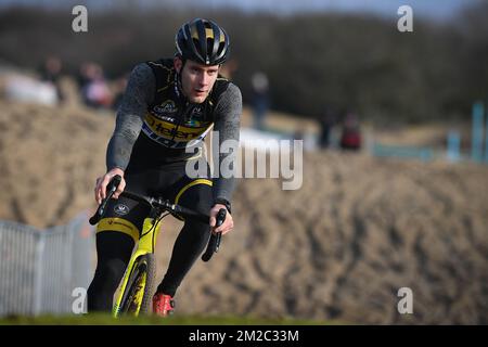 Belge Daan Soete photographié en action pendant la session d'entraînement et une piste de reconnaissance avant les championnats nationaux belges de cyclocross, mercredi 10 janvier 2018 à Koksijde. BELGA PHOTO DAVID STOCKMAN Banque D'Images