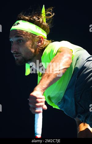 Le Belge Ruben Bemelmans joue pour perdre un match de tennis entre le géorgien Nikoloz Basilashvili (ATP 61) et le belge Ruben Bemelmans (ATP 117), lors du deuxième tour du tournoi de singles masculin au Grand Chelem de tennis « Australian Open », le mercredi 17 janvier 2018 à Melbourne Park, Melbourne, Australie. Cette première grande slam de la saison aura lieu du 15 au 28 janvier. BELGA PHOTO PATRICK HAMILTON Banque D'Images