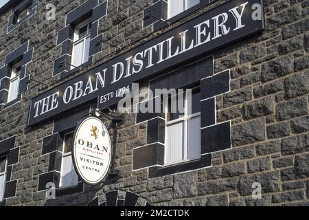 Distillerie Oban, propriété de Diageo dans la ville d'Oban, Argyll et Bute, Écosse, Royaume-Uni | la distillerie d'Oban, Argyll et Bute, Ecosse, Royaume-Uni 05/06/2017 Banque D'Images