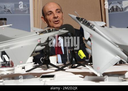 Eric Trappier, PDG de Dassault Aviation, photographié lors d'une réunion de presse avec le constructeur français Dassault Aviation sa, mardi 13 février 2018 à Bruxelles. BELGA PHOTO BENOIT DOPPAGNE Banque D'Images