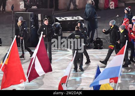 Les athlètes belges photographiés lors de la cérémonie de clôture le dernier jour des XXIII Jeux Olympiques d'hiver, dimanche 25 février 2018, à Pyeongchang, Corée du Sud. Les Jeux Olympiques d'hiver se tiendront du 9 au 25 février dans le comté de Pyeongchang, en Corée du Sud. BELGA PHOTO DIRK WAEM Banque D'Images