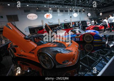 Des supervoitures du monde entier ont été exposées au Grimaldi Forum à l'occasion du Top marques, ce week-end à Monaco. | des supercars venant des quatre pièces du monde exposés au Grimaldi Forum à l'occasion du salon Top marques, ce week end à Monaco. 20/04/2018 Banque D'Images