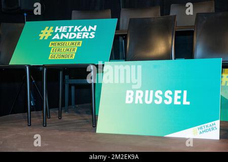 L'illustration montre le lancement de la campagne électorale du parti vert flamand Groen avant les élections communales 2018, samedi 21 avril 2018, à Gand. BELGA PHOTO JAMES ARTHUR GEKIERE Banque D'Images