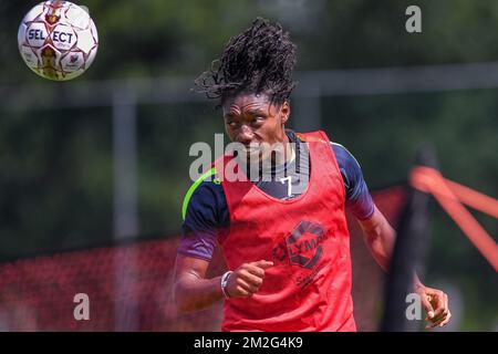 Jordan Botaka de STVV photographié lors de la première session d'entraînement de la saison 2018-2019 de l'équipe Jupiler Pro League Sint-Truidense V.V., mercredi 20 juin 2018 à Sint-Truiden. BELGA PHOTO LUC CLAESSEN Banque D'Images