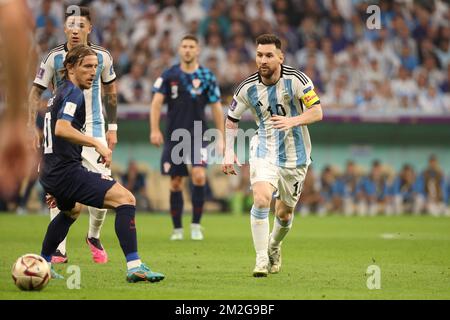 Al Daayen, Qatar - 13 décembre 2022, Lionel Messi de l'Argentine pendant la coupe du monde de la FIFA 2022, demi-finale du match de football entre l'Argentine et la Croatie sur 13 décembre 2022 au stade Lusail à Al Daayen, Qatar - photo: Jean Catuffe/DPPI/LiveMedia Banque D'Images