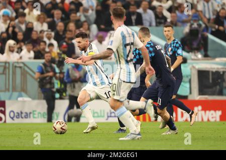 Al Daayen, Qatar - 13 décembre 2022, Lionel Messi de l'Argentine pendant la coupe du monde de la FIFA 2022, demi-finale du match de football entre l'Argentine et la Croatie sur 13 décembre 2022 au stade Lusail à Al Daayen, Qatar - photo: Jean Catuffe/DPPI/LiveMedia Banque D'Images