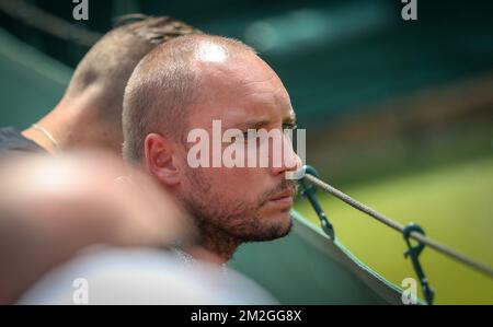 Le Belge Steve Darcis photographié lors d'un match de tennis entre le Belge Yanina Wickmayer (WTA 102) et l'Allemand Andrea Petkovic (WTA 95), lors du deuxième tour des femmes célibataires au tournoi de tennis de Wimbledon Grand Chelem 2018 au All England tennis Club, dans le sud-ouest de Londres, en Grande-Bretagne, mercredi 04 juillet 2018. BELGA PHOTO VIRGINIE LEFOUR Banque D'Images