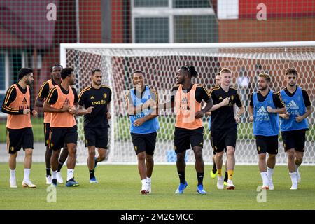 Les joueurs belges photographiés lors d'une session d'entraînement de l'équipe nationale belge de football les Red Devils à Dedovsk, près de Moscou, Russie, dimanche 08 juillet 2018. Les Devils se sont qualifiés pour les demi-finales de la coupe du monde de la FIFA 2018, mardi prochain ils rencontreront la France. BELGA PHOTO DIRK WAEM Banque D'Images