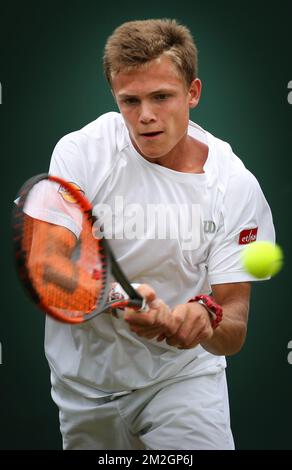 Belge Arnaud Bovy photographié en action lors d'un match de tennis entre Belge Arnaud Bovy et Français Harold Mayot, dans la deuxième ronde des garçons célibataires au tournoi de tennis grand slam de Wimbledon 2018 au All England tennis Club, dans le sud-ouest de Londres, en Grande-Bretagne, le mardi 10 juillet 2018. BELGA PHOTO VIRGINIE LEFOUR Banque D'Images