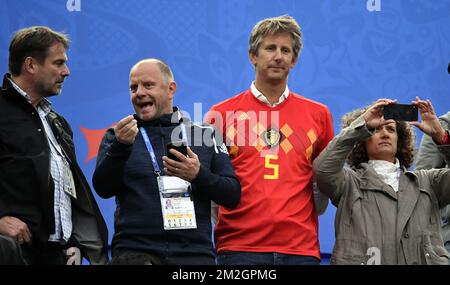 Claus-Peter Mayer (2nd L) photographié lors de la demi-finale du match entre l'équipe nationale française de football 'les Bleus' et l'équipe nationale belge de football les Red Devils, à Saint-Pétersbourg, en Russie, le mardi 10 juillet 2018. BELGA PHOTO DIRK WAEM Banque D'Images