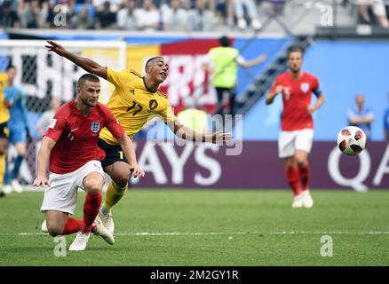 Eric Dier d'Angleterre et Youri Tielemans de Belgique photographiés en action lors d'un match de football entre l'équipe nationale belge des Red Devils et l'Angleterre, troisième place de la coupe du monde de la FIFA 2018, samedi 14 juillet 2018 à Saint-Pétersbourg, Russie. BELGA PHOTO LAURIE DIEFFEMBACQ Banque D'Images