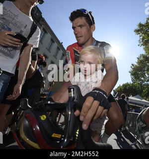 Belge Greg Van Avermaet de BMC Racing photographié après la scène 15th dans l'édition 105th de la course cycliste Tour de France, de Millau à Carcassonne (181,5km), France, dimanche 22 juillet 2018. Le Tour de France de cette année se déroule de 7 juillet à 29 juillet. BELGA PHOTO YORICK JANSENS Banque D'Images