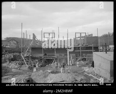 Service de distribution, station de pompage d'Arlington, avancement de la construction, mur sud, Arlington, Mass., 14 novembre 1906 , travaux d'eau, stations de pompage, chantiers de construction Banque D'Images