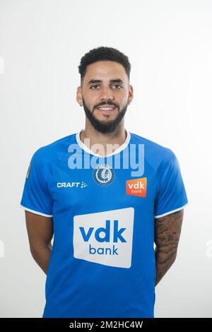 Dylan Bronn de Gent pose pour le photographe après une session de formation de l'équipe belge de football KAA Gent, mardi 31 juillet 2018, à Gent. BELGA PHOTO JASPER JACOBS Banque D'Images