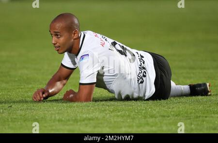 Roeselare Gino van Kessel est blessé et lors d'un match de football entre Tubize et KSV Roeselare, à Tubize, samedi 18 août 2018, le troisième jour de la compétition de la division 1B Proximus League du championnat belge de football. BELGA PHOTO VIRGINIE LEFOUR Banque D'Images