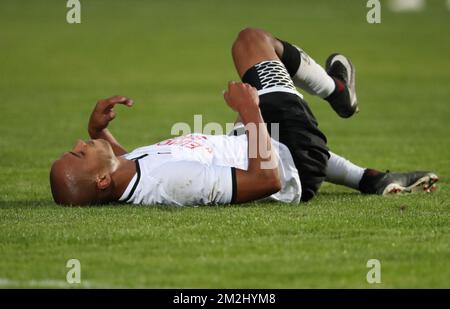 Roeselare Gino van Kessel est blessé et lors d'un match de football entre Tubize et KSV Roeselare, à Tubize, samedi 18 août 2018, le troisième jour de la compétition de la division 1B Proximus League du championnat belge de football. BELGA PHOTO VIRGINIE LEFOUR Banque D'Images