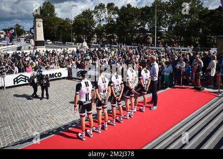 Les pilotes de l'équipe Sunweb photographiés au début de la course cycliste d'une journée, la course du souvenir de la Grande Guerre, de Nieuwpoort à Ieper, le vendredi 24 août 2018. BELGA PHOTO DAVID STOCKMAN Banque D'Images