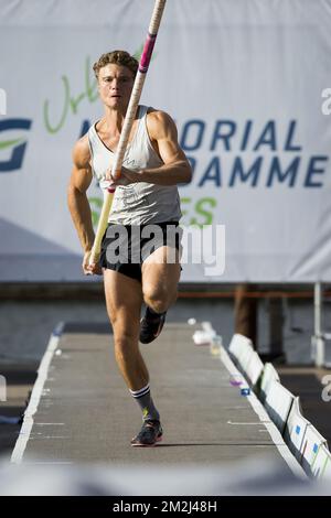 Art belge Arnaud photographié en action lors de l'événement de la voûte polaire AG Insurance Urban Memorial, samedi 25 août 2018, à Anvers. BELGA PHOTO KRISTOF VAN ACCOM Banque D'Images