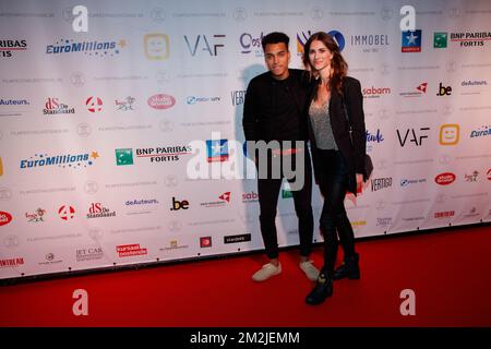 Le journaliste sportif Aster Nzeyimana et l'actrice Lize Fereyn photographiés pendant la soirée d'ouverture de l'édition 12th du festival du film d'Ostende, le vendredi 07 septembre 2018. BELGA PHOTO KURT DESPLENTER Banque D'Images