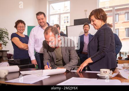 L'illustration montre une réunion avec Groen, responsable des listes des principales villes flamandes et de Bruxelles, à Gand, le mercredi 26 septembre 2018. Des élections locales ont lieu le 14 octobre en Belgique. BELGA PHOTO JAMES ARTHUR GEKIERE Banque D'Images