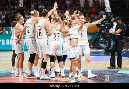 Les Cats belges Marjorie Carpreaux célèbre après avoir remporté un match de basket-ball entre l'équipe nationale belge « les Cats belges » et la France, dans les quarts de finale de la coupe du monde de basket-ball des femmes FIBA, à Ténérife, Espagne, le vendredi 28 septembre 2018. BELGA PHOTO VIRGINIE LEFOUR Banque D'Images