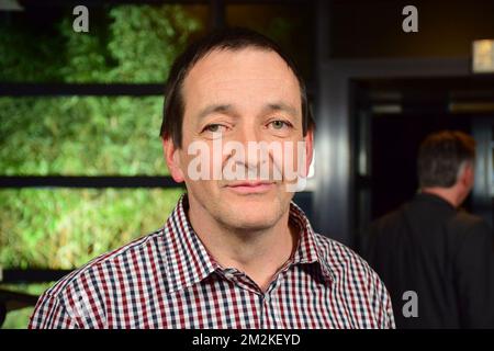 Thierry Warmoes de PTB photographié le soir après les élections locales, à Namur, dimanche 14 octobre 2018. La Belgique vote aux élections municipales, de district et provinciales. BELGA PHOTO MAXIME ASSELBERGHS Banque D'Images