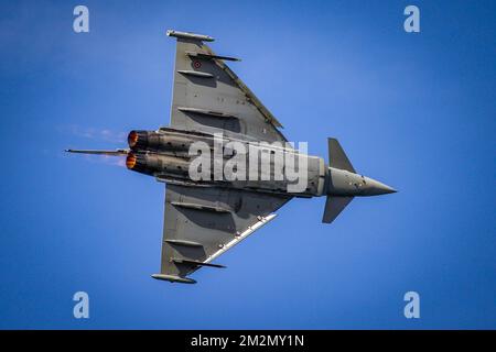 Un Eurofighter de l'aile 37th de l'Armée de l'Air italienne s'est écrasé, tuant le capitaine pilote Fabio Antonio Altruda. L'accident s'est produit à quelques kilomètres de la base de Trapani-Brigi après le retour d'une mission d'entraînement. Banque D'Images