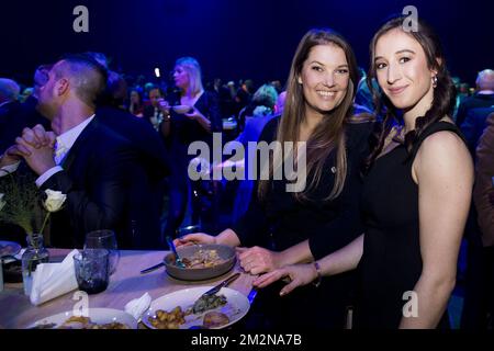 Belgian sailor Evi Van Acker and Gymnast Nina Derwael pictured during the gala evening for the sport women and men of the year 2018 awards, Saturday 22 December 2018, in Brussels. BELGA PHOTO LAURIE DIEFFEMBACQ-JASPER JACOBS-GREGORY VAN GANSEN-PHILIPPE CROCHET Banque D'Images