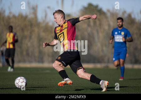 Nikola Storm de Mechelen photographié en action lors d'un match amical entre KV Mechelen et l'équipe néerlandaise SC Cambuur, pendant le camp d'entraînement d'hiver de l'équipe belge DE football de deuxième division KV Mechelen, à Oliva, Espagne, dimanche 06 janvier 2019. BELGA PHOTO JASPER JACOBS Banque D'Images